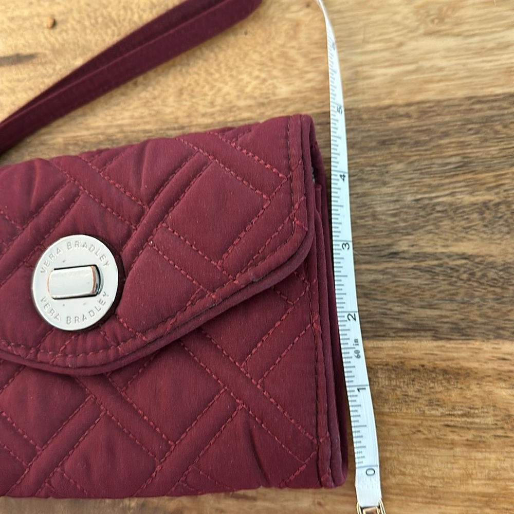Vera Bradley maroon quilted wristlet purse wallet - Picture 9 of 9
